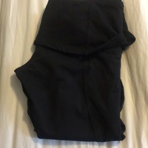 Lululemon rights with side pockets